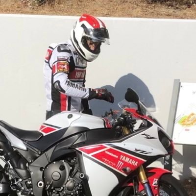 nao_chuchu's profile picture. 1970年式 紙媒体の印刷屋さんのDTPオペレーター、バイク乗り、プラモ好き、バイク、クルマ、ガンプラ等、雑食モデラー。とても手が遅いヤツです。