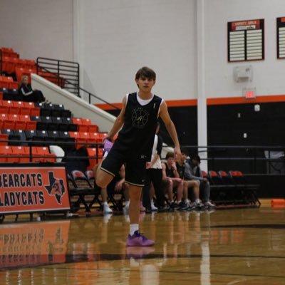 5’10 | 160 | 3.8 GPA | PG | Abilene High | 214-803-7788 | 2026