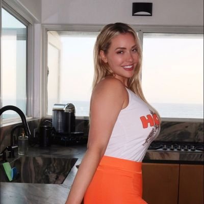 friendly woman...feel free🥰
god bless America