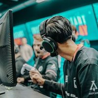 𝑻𝒓𝒊𝒙𝒊 (@trixiyuh) Twitter profile photo