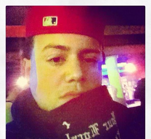 Air_Quile's profile picture. last airbender,psychiatrist to the stars,Ralph Lauren super model (Paris),Pilot & Capt'n,Professional WAVE catcher,whimsical warrior,& speaks Russian..in French