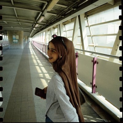 @raisyashiva