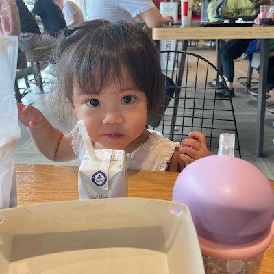 Tresa1594's profile picture. 