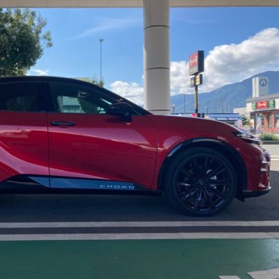 inixial_Lait's profile picture. DBD復帰勢なサバキラー元赤1。ブライト練習中。筋トレばっかやってます。apexは引退しました。