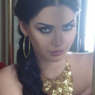 alemichele679's profile picture. قطه علي هيئه انسانه بائسه
Elissa⭐