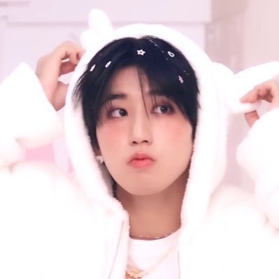 Was hanniestars but changed @ on here so I could take it for my new acc, this one keeps getting locked 🫶🏻