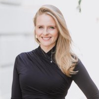 Lucy Harris (@lugey6) 's Twitter Profile Photo