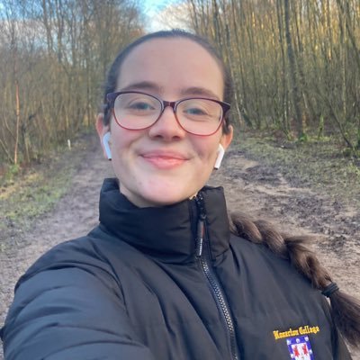 22 | History grad @homertoncollege @cambridge_uni | previously PGCE History @OfficialUoM | Sixth Form College history teacher