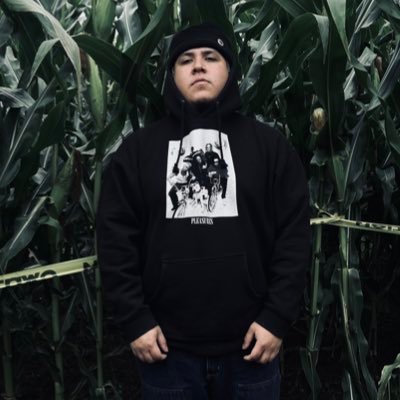 Umbrella_Homie's profile picture. @GroundfeederNW