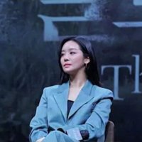 시리 (@vkflqla) 's Twitter Profile Photo