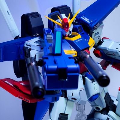 模型サークル：『マルです組』
静岡在住。ガンプラ、美プラ、ゾイド等、なんでも屋。