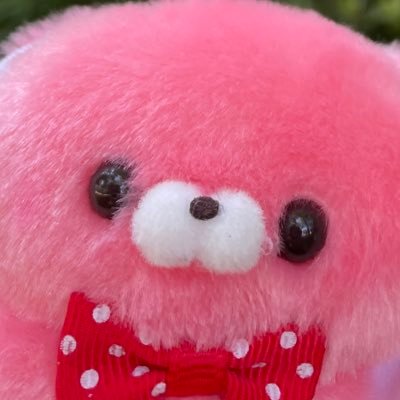 フィギュアとかぬいぐるみとか用。裁縫は生涯練習中。世界観無視、かなりフリーダムなので苦手な方は📵か🧱で自衛をお願いします。 よく喋るほう→@funyakomonyoko