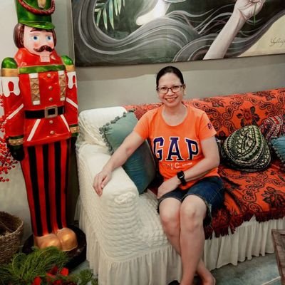 AileenR48082's profile picture. 