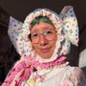 so_lazo's profile picture. Shy clown who designs silly things/fashion 🤡 from El Salvador now in Berlin (They/Them)✨ shop under construction! ✨ Author of The Rainbow Tarot💖🌈