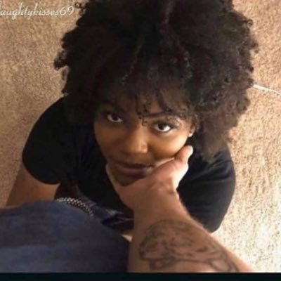 Hott_C0C0's profile picture. Bi-Women 🏳️‍🌈😩 Im just Horny