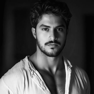 𝙄 𝙨𝙩𝙖𝙣𝙙 𝙬𝙞𝙩𝙝 @𝙍𝙖𝙝𝙪𝙡𝙂𝙖𝙣𝙙𝙝𝙞
Indian | Content Writer | Politics & Unfiltered Facts 🔥