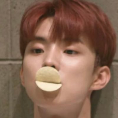 q_lovelovluv's profile picture. 