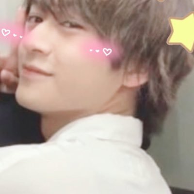 20⬆️グッズ取引垢/仕事のためお返事の時間帯不定期です/リプ・DM2日以上お返事なければ催促お願いします/ツイートに記載がない場合は基本手渡しのみです🤍ྀི メイン【オリヴァ・愛空】/友人分【氷織】