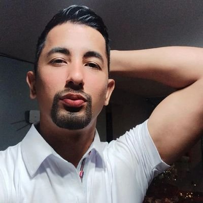 Soy de Sjl, 5cort, creador de contenido, flaco delgado con 21cm de amor para tí😘🥛