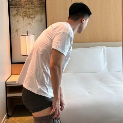 dian_shang71236's profile picture. 卖rush的。有需要的联系 QQ ：3813045959        QQ：2500972041