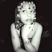 Blessing T (@bleeett) 's Twitter Profile