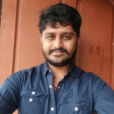 storyteller, occasional memer.
Navvu, navvinchu.
forget those who forgets you.