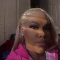 ✨ (@prettyvee__) 's Twitter Profile