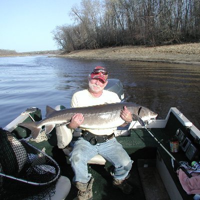kevincrosb20965's profile picture. 