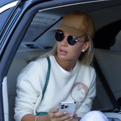 Rebecca25412's profile picture. MAGA