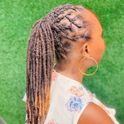 theolori_'s profile picture. Blunt| No Lagos slander will be tolerated | Cruise | The Arsenal ✌🏽