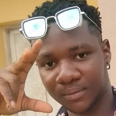 MaldiniOkon's profile picture. @maldini 
@Nigerian
@christian
@handsome
@love_gisting_alot
@loveoppositgender