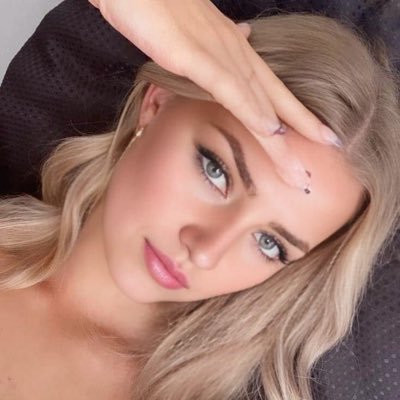 AremzyV76720's profile picture. I’m down for love