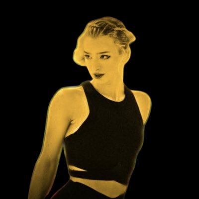 liondeglace's profile picture. 𝙼𝚎 𝚟𝚘𝚒𝚕𝚊 𝚍𝚊𝚗𝚜 𝚕𝚎 𝚋𝚛𝚞𝚒𝚝 𝚎𝚝 𝚍𝚊𝚗𝚜 𝚕𝚎 𝚜𝚒𝚕𝚎𝚗𝚌𝚎