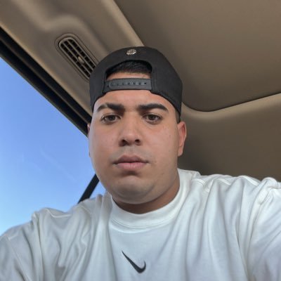 AndresitoA18's profile picture. 