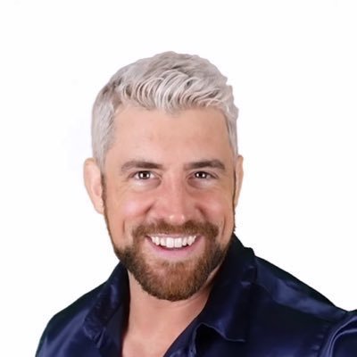 GloryBeToDev's profile picture. #DifferentHere #NEPats #GoBlue〽️