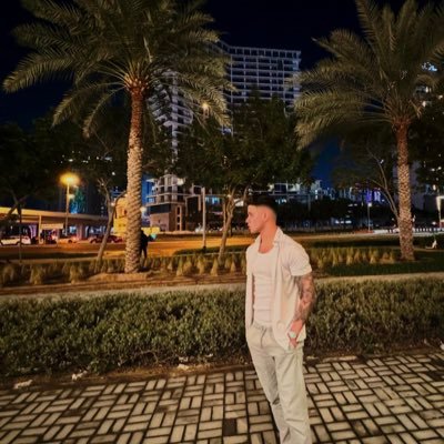 Made in Miami. Creative directing/Production - Sony Music Latin. SG American Top Team (Cutler Bay). Entrepreneur. No tener pelos en la lengua.