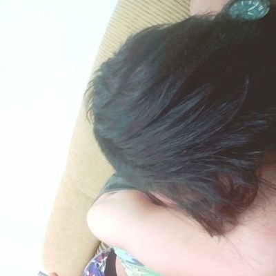 ان كنت تبحث عن حبيب وعشيق لك للابد فتعال اني ابحث عنك من سنين طويله
ساحبك واعشقك وستكون انت الاعز والاغلى🏳️🌈🇾🇪مبادل #مبادل بنوتي🏳️🌈 عمري21 صنعاء