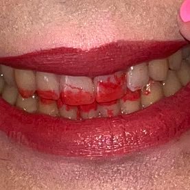 oracleghost's profile picture. dogs and babies hate her!