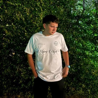 saloo1124's profile picture. 