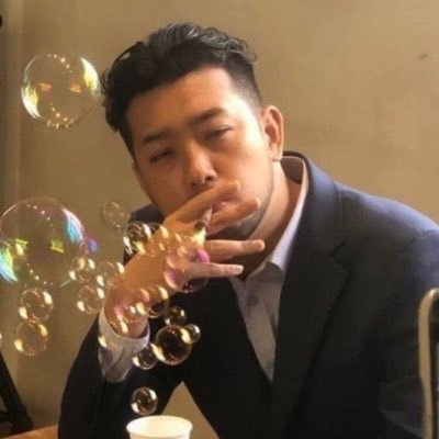 AbdKhalloud's profile picture. ehm ehm