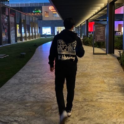 IanSilv25's profile picture. 