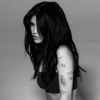 Nessa Barrett's Official Discord Server, fan account.
Discord affiliated with @thenessanation, @nessabarrett