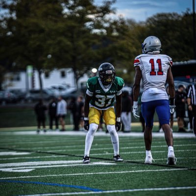 ATH@ Delaware Valley University Free Safety/CB |5,11 |170l (GPA 3.9) Cell - 215-687-9465 NCAA ID#2304856581