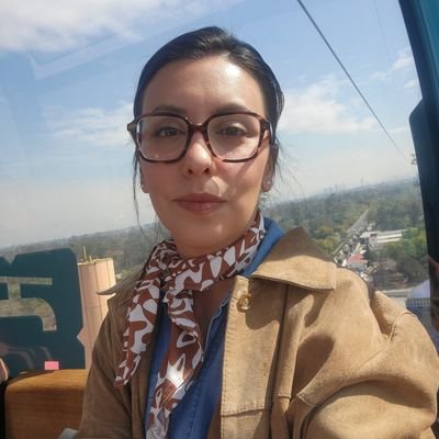 jaz_lizarraga's profile picture. Profe norteña