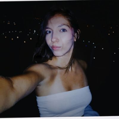 nada de lo que diga acá, describe a mi persona
ig:carlagrossz