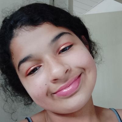 regi65111's profile picture. Mari❤️