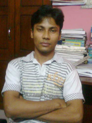 I am a student, I like romantic music.