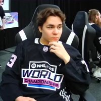 Nikke (@nikkedangles) 's Twitter Profile