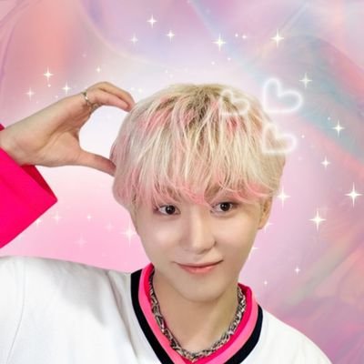 • 27 • resident boosadan • @ the gym w woozi • (*˘︶˘*).。.:*♡ • card byf • no minors • she/they