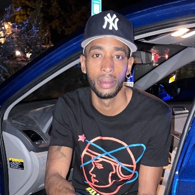 DoNKvzi's profile picture. IG: Donperi8